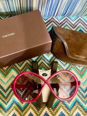 Tom Ford Jada Sunglasses BNIB 68 mm
